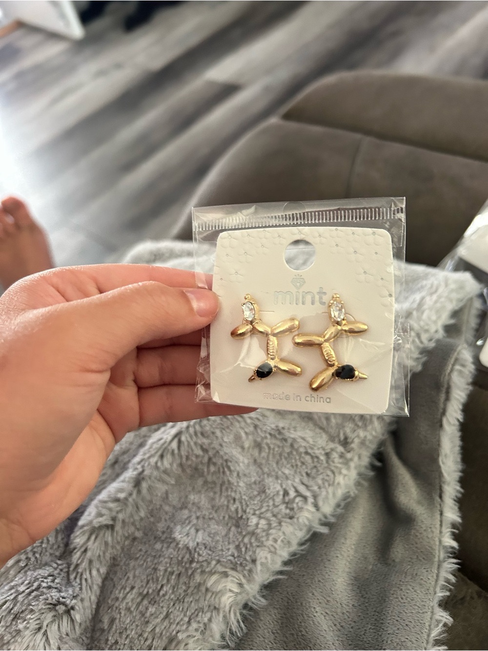 5/$25 Mint Gold Balloon Dog Stud Earrings with Black & Clear Accents